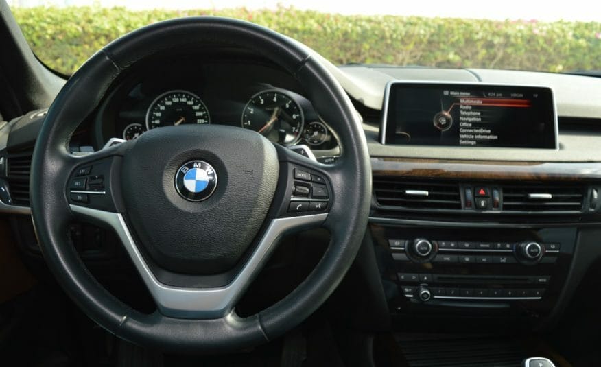 BMW X5 35i – AED 2,484/MONTH