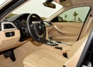 BMW 318i – AED 1,043/MONTH