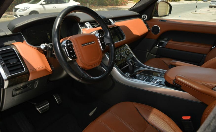 Range Rover Sport – AED 2,925/MO