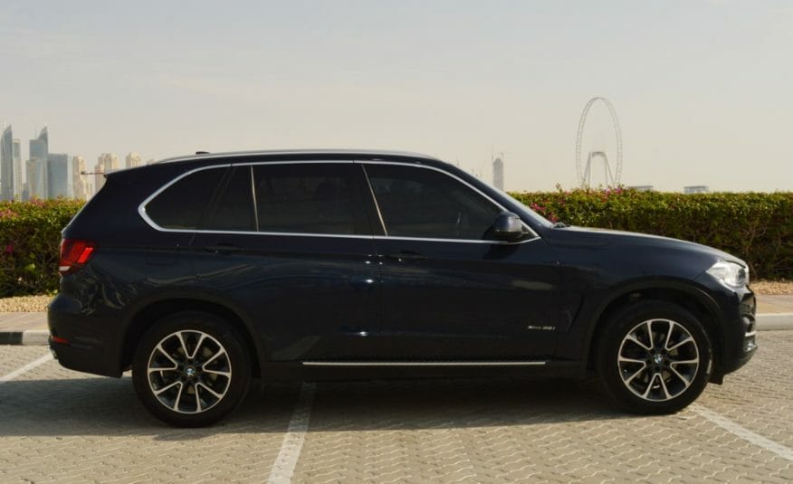BMW X5 35i | 7-SEATER | AED 2,372
