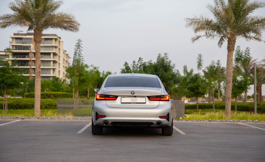 BMW 320i | AED 2,515/month